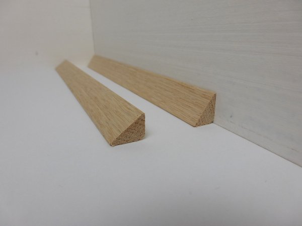 Dreikantleiste / Schwellenleiste aus Eiche in 10x13mm