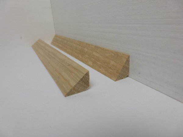 Dreikantleiste / Schwellenleiste aus Eiche in 13x16mm